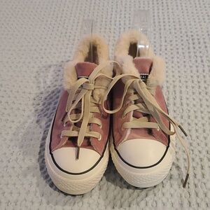 M GENERAL MING JIANG - Pink velour converse-like athletic shoes - Womens 8.5 (#4